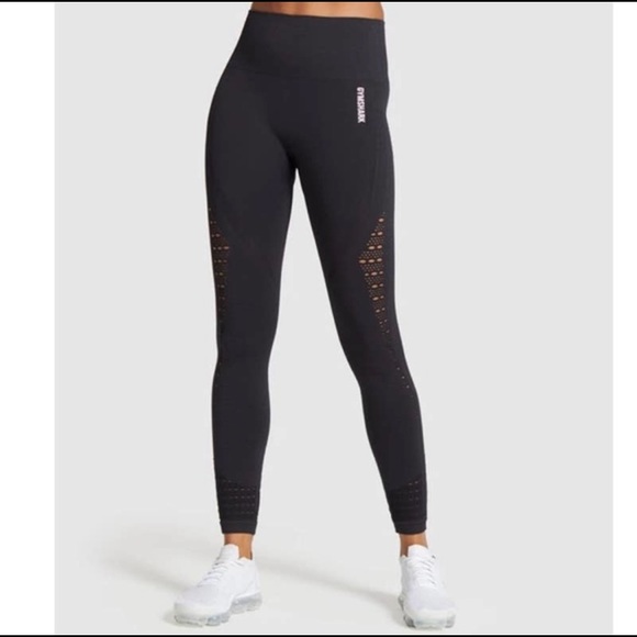 Gymshark Pants - Gymshark Energy+ Seamless Leggings in Black - Size Small
